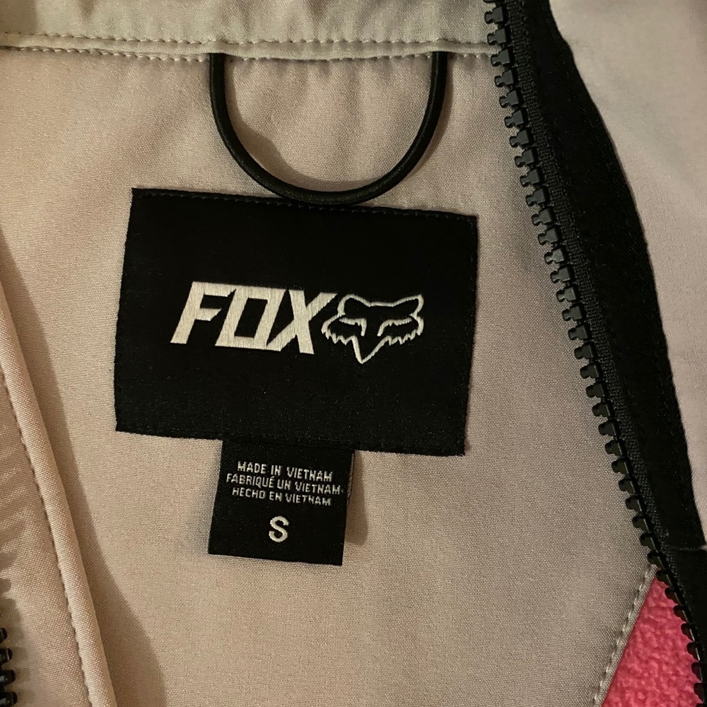 FOX SOFT SHELL SIZE SMALL - Picture 4 of 7